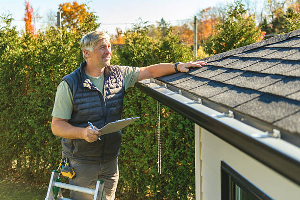 Professional Roofing technician working in Carthage, MS